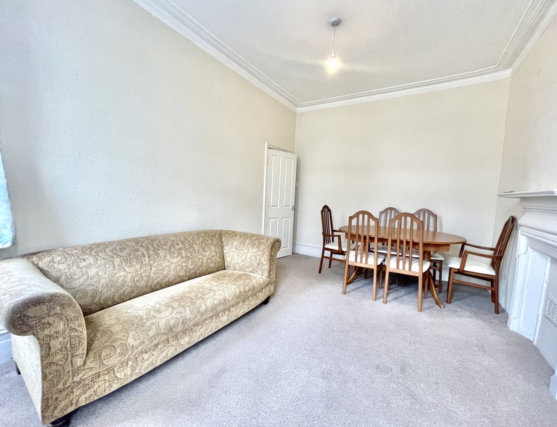 '3 bedroom flat in Finchley Central N3' Room to Rent from SpareRoom