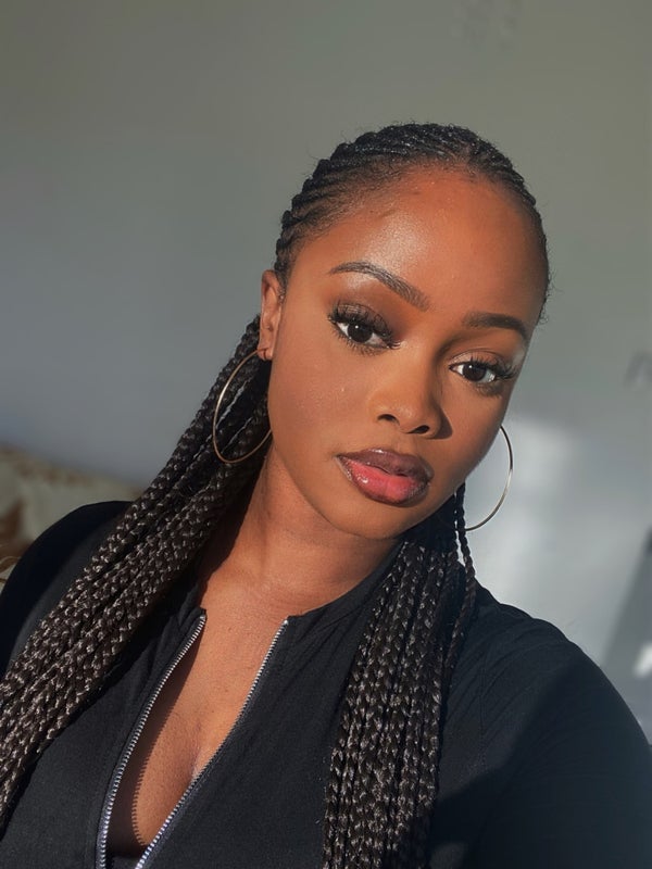 Photo 1: Ola, a 25 year old young professional an