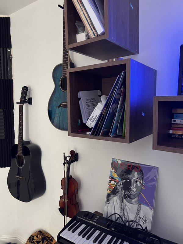 Photo 1