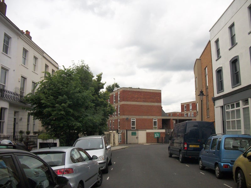 'Bright double room St Johns Wood / Kilburn' Room to Rent from SpareRoom