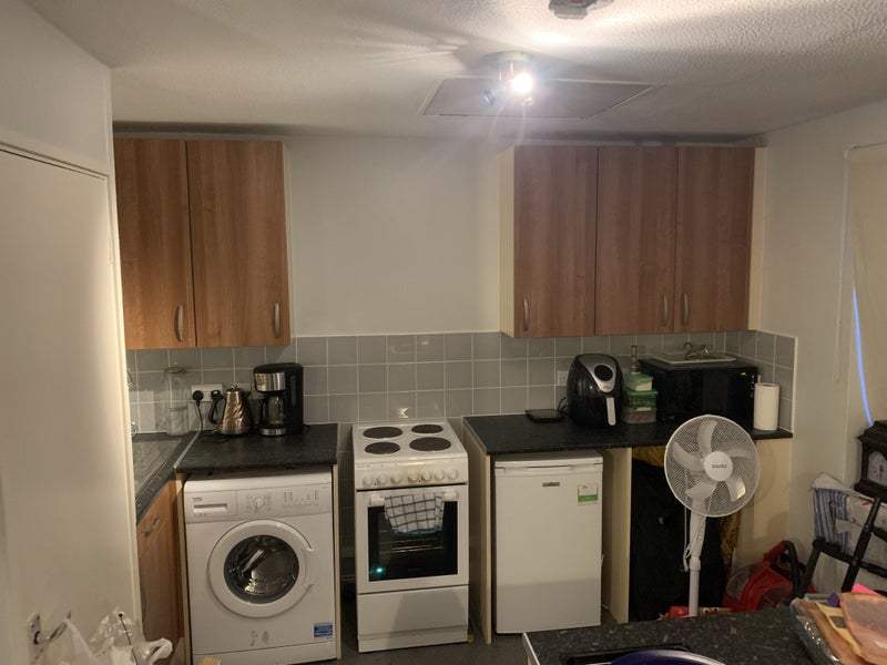 'Great Studio Apartment In Islington' Room to Rent from SpareRoom