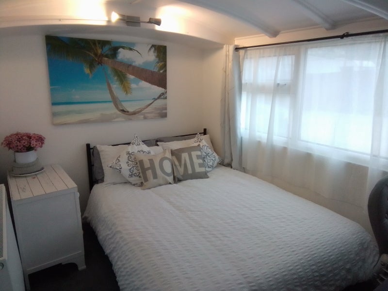 Photo 1: Double Bedroom To Rent
