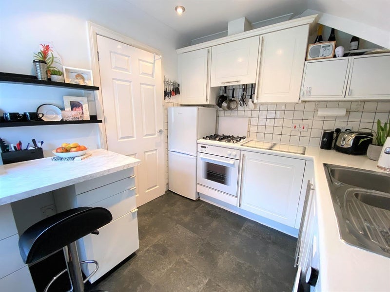 'Top Floor 2 Bed Flat in Didsbury Village' Room to Rent from SpareRoom