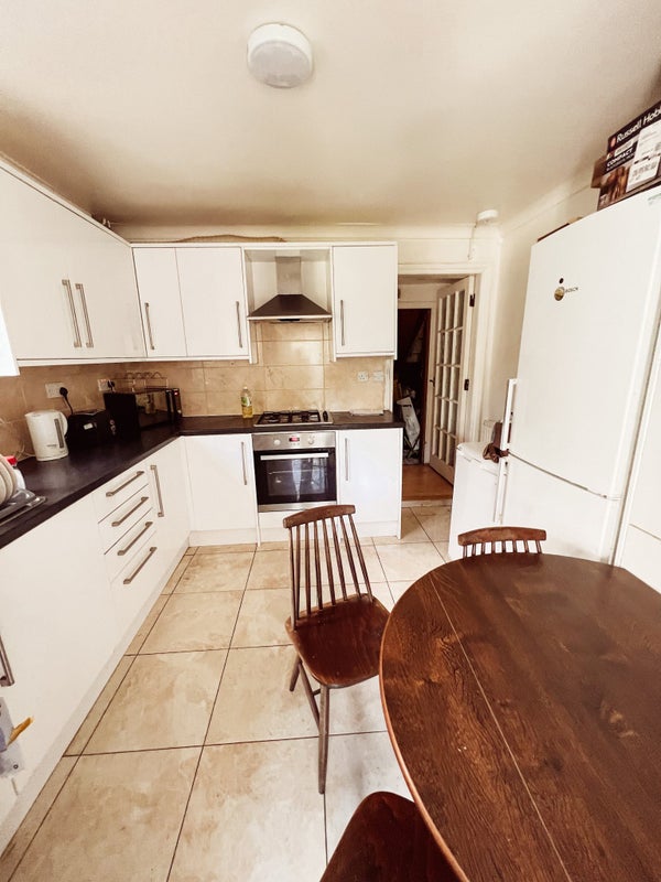 'Room available for rent in New Malden' Room to Rent from SpareRoom