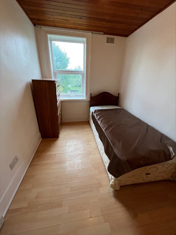 'Room available for rent in New Malden' Room to Rent from SpareRoom