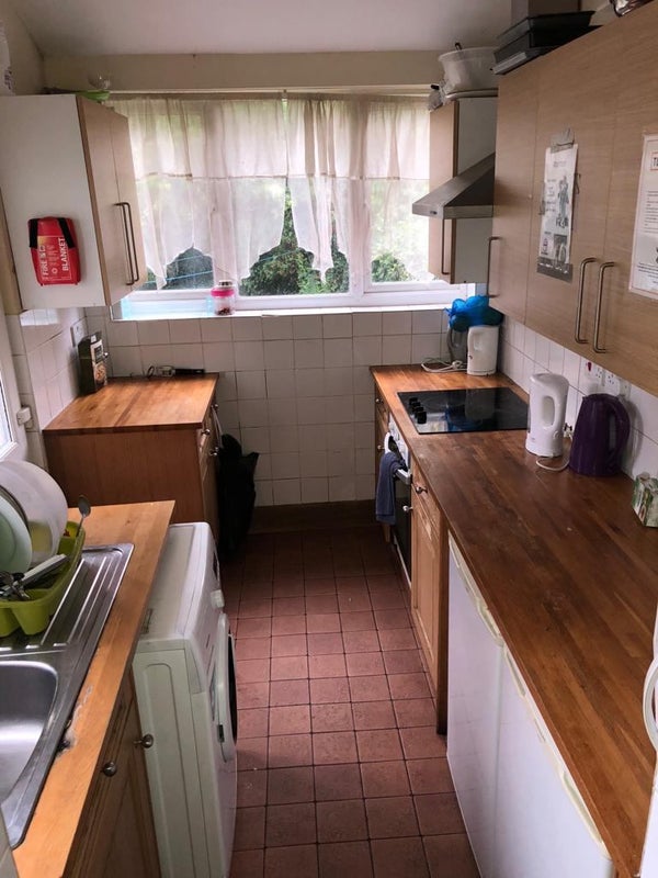 'Double Room in Catford Available ASAP' Room to Rent from SpareRoom