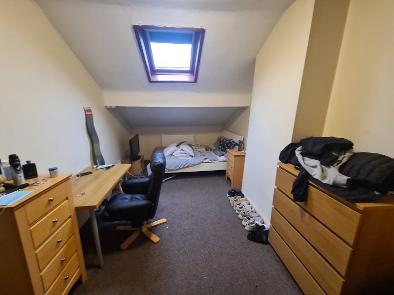 'Summer Let Rooms Otley Road, Headingley' Room to Rent from SpareRoom