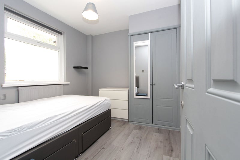 'Cheap Room Next To Hackney Wick Act Now ! ' Room to Rent from SpareRoom
