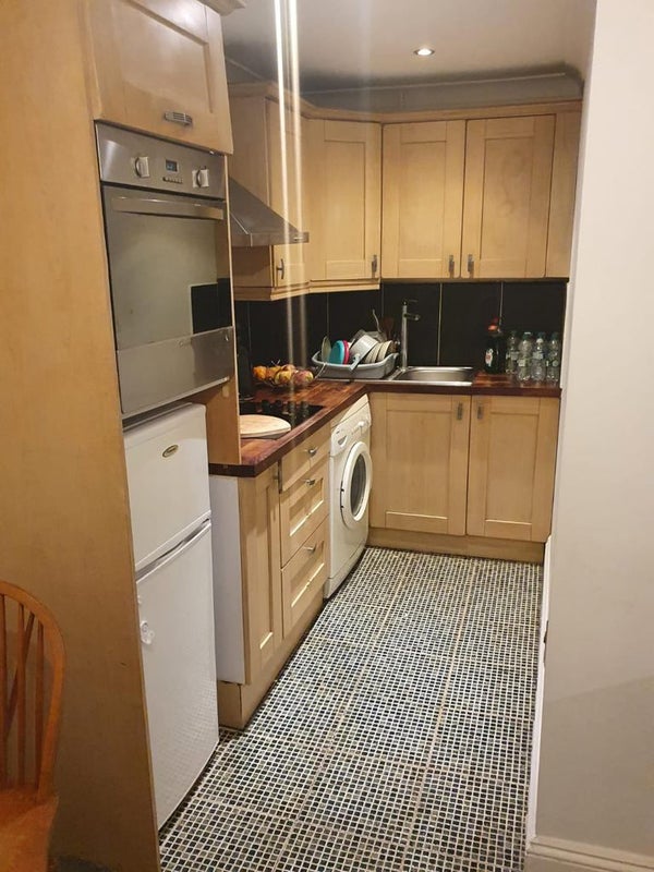 Stortford Bills Included 1 Bed Flat' Room to Rent from SpareRoom