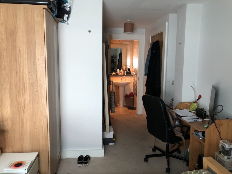 'Double room with ensuite ' Room to Rent from SpareRoom