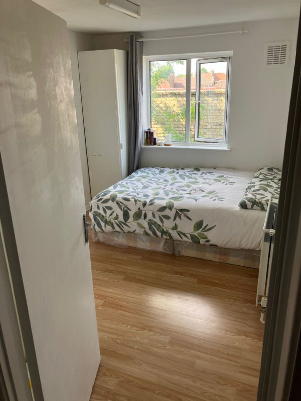 'Double room available in Upper Clapton' Room to Rent from SpareRoom