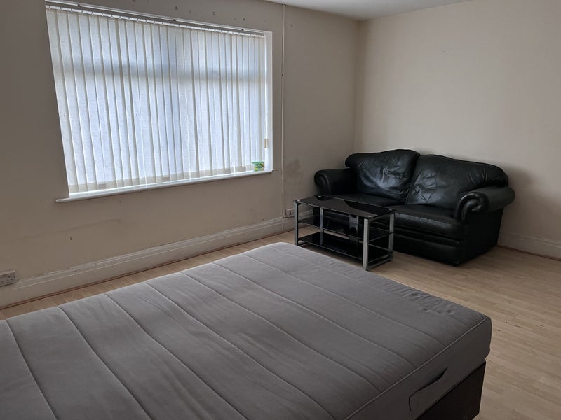 'Double size Room for rent in Moston' Room to Rent from SpareRoom