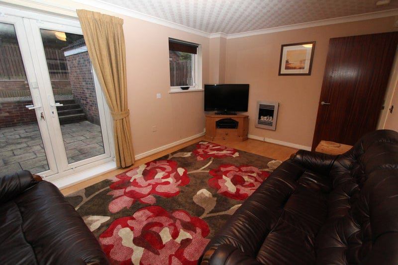 'Kingsize room Leeds City Centre with parking £325' Room to Rent from