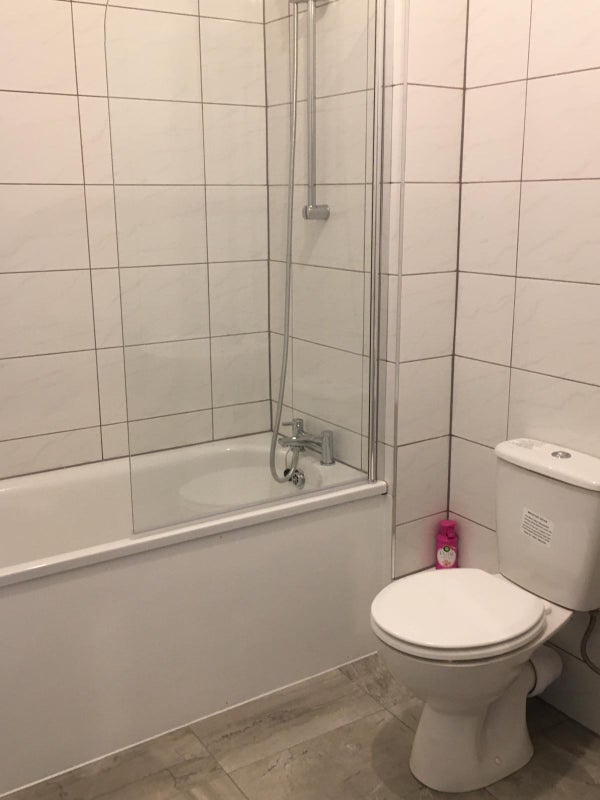 '2 Bed Flat In Sydenham ' Room to Rent from SpareRoom