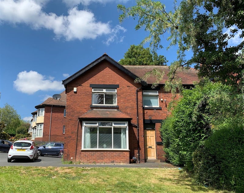 'Huge Double In Popular Chapel Allerton' Room to Rent from SpareRoom