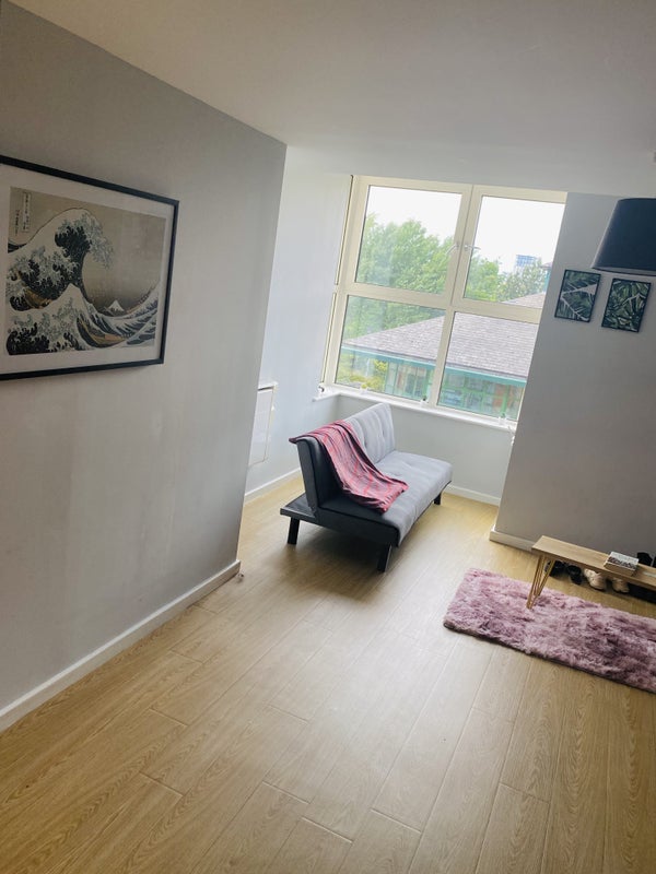 '1 Bedroom Morden Apartment in Old Trafford ' Room to Rent from SpareRoom