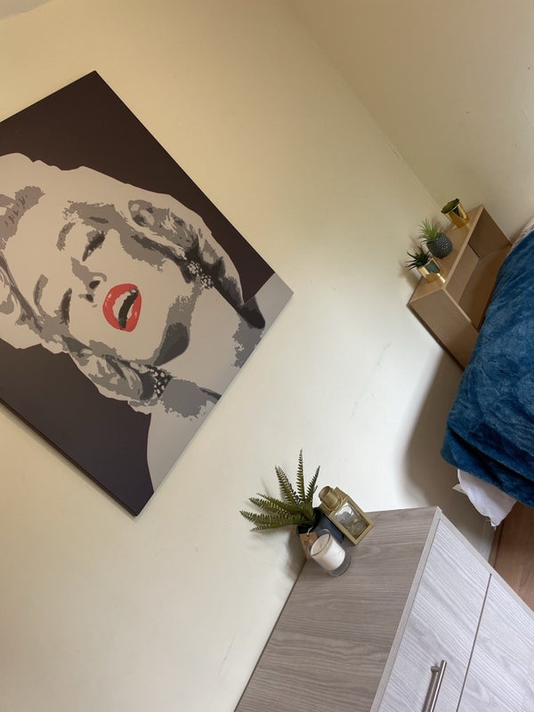 'Cosy Room, Handforth/Wilmslow' Room to Rent from SpareRoom