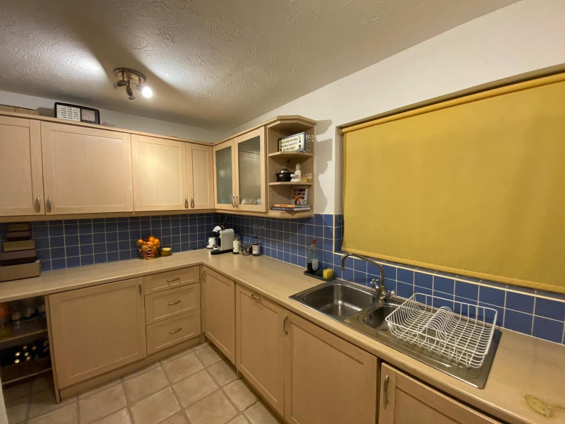 '1 Bed Apartament To Rent In Park Royal ' Room to Rent from SpareRoom