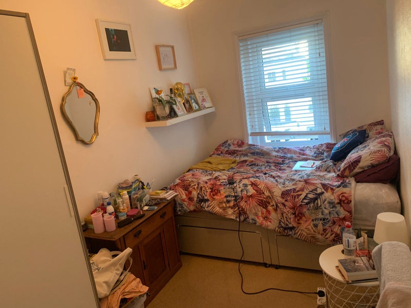 'Double Room To Rent in Kilburn NW6' Room to Rent from SpareRoom