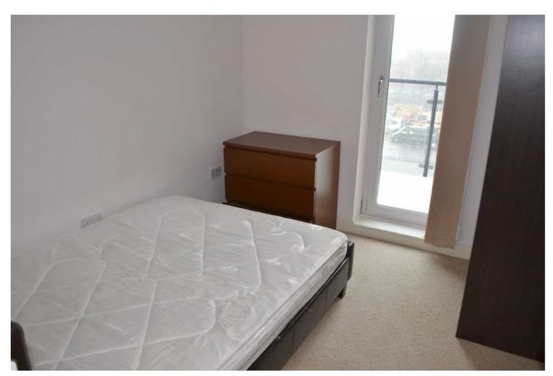 'Double bedroom to rent (Salford/City Center ) M3' Room to Rent from