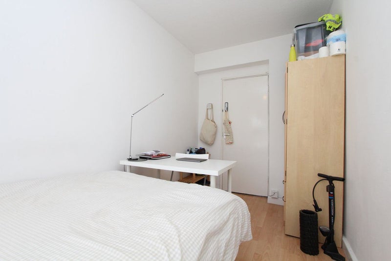 'Cheap Room For Single Use In East London' Room to Rent from SpareRoom