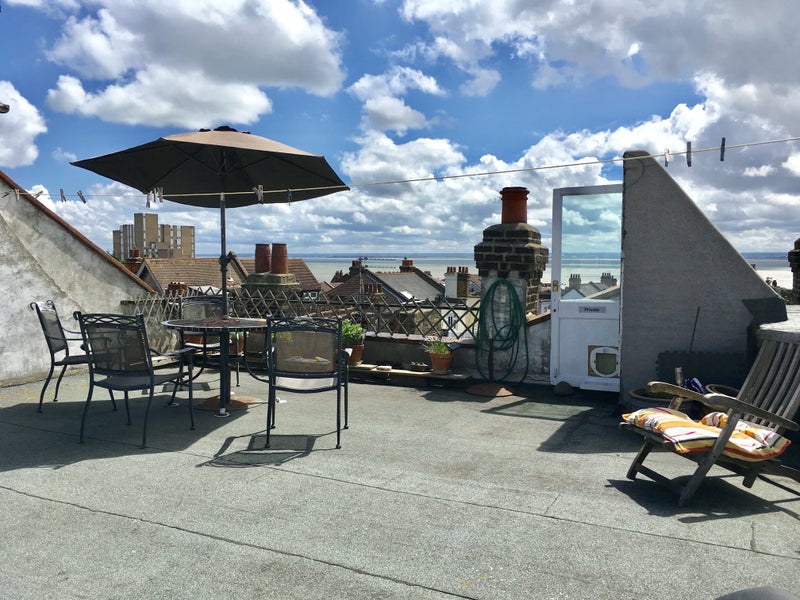 Photo 1: roof terrace