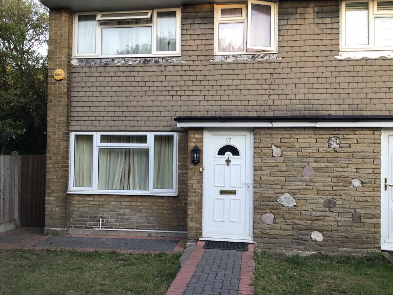 '2 Bed Room House Available In Rainham RM13 7RP!' Room to Rent from
