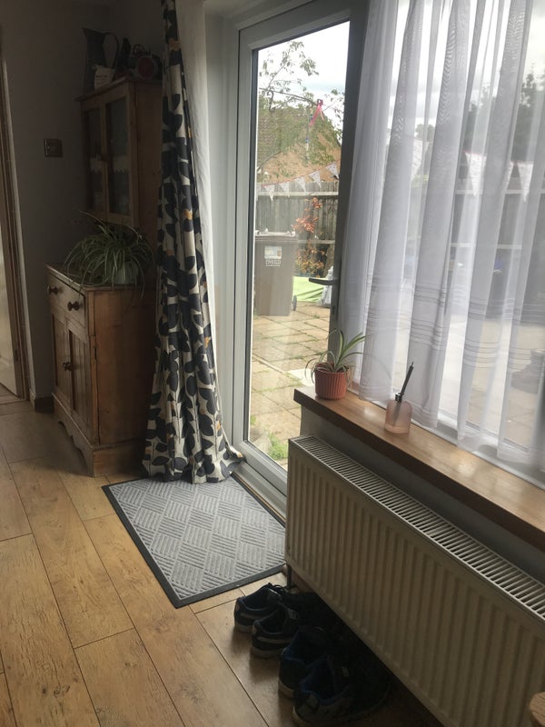 'Double room , now available north Hailsham' Room to Rent from SpareRoom