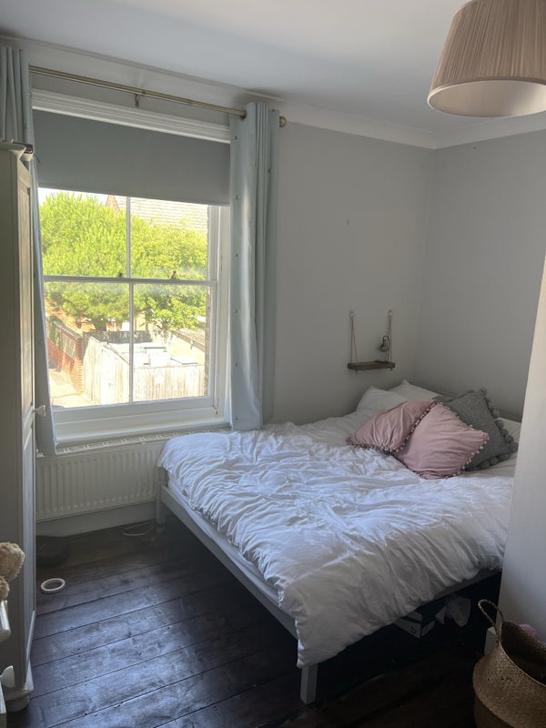 'Double Room with En Suite available Faversham' Room to Rent from