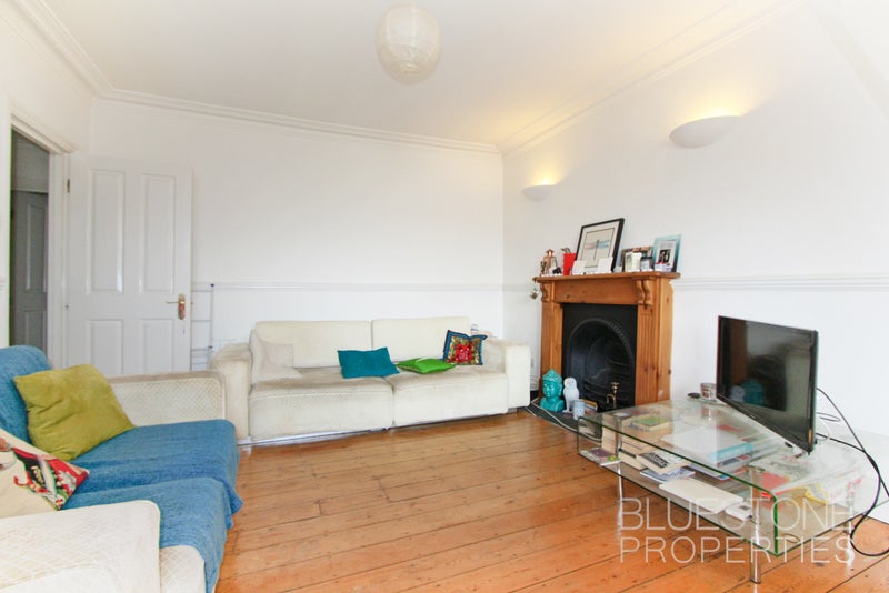 '2 Bed GardenStreatham Hill' Room to Rent from SpareRoom