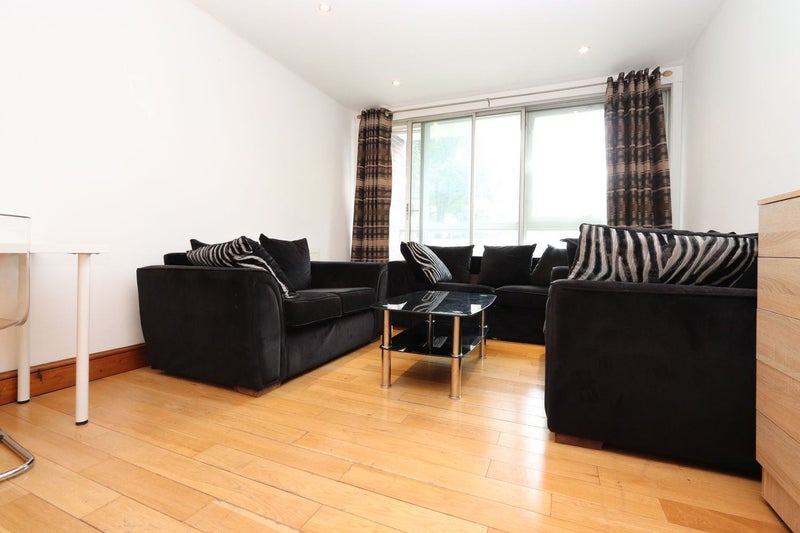 'Hammersmith 4 Rooms Available ' Room to Rent from SpareRoom