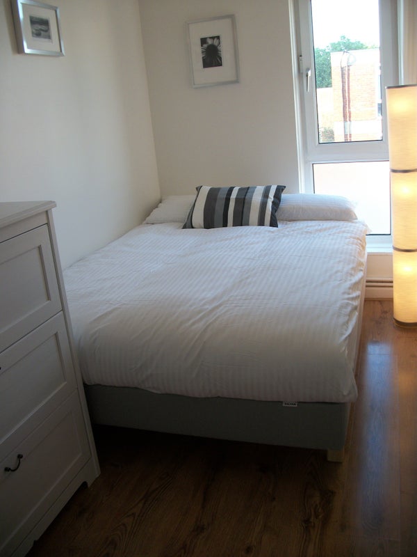 'Bright double room St Johns Wood / Kilburn' Room to Rent from SpareRoom