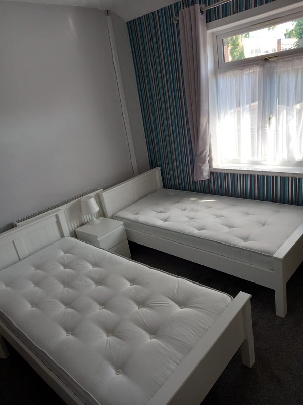 'Family home in Perry Barr' Room to Rent from SpareRoom