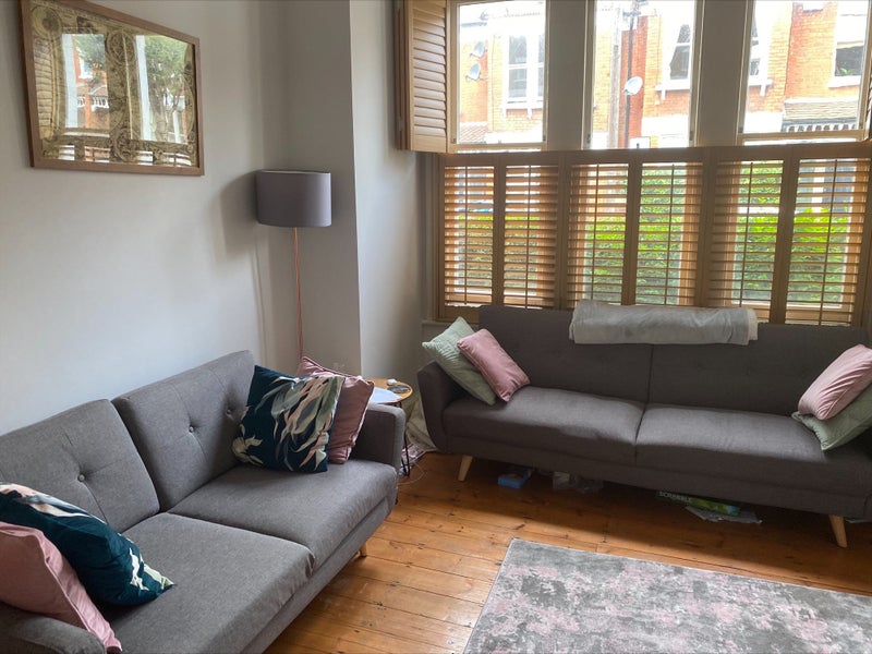 '2 Bed Whole Flat Clapham South' Room to Rent from SpareRoom