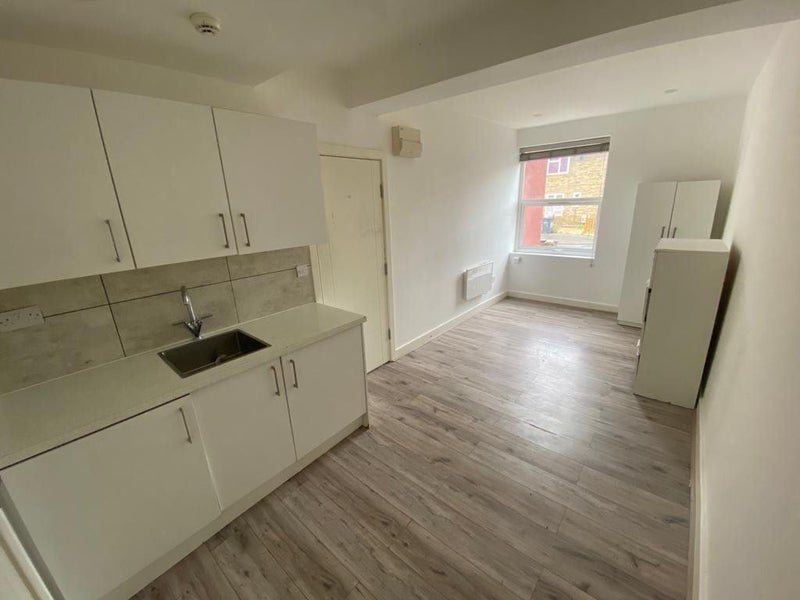 'Studio available to rent in Bellingham ' Room to Rent from SpareRoom