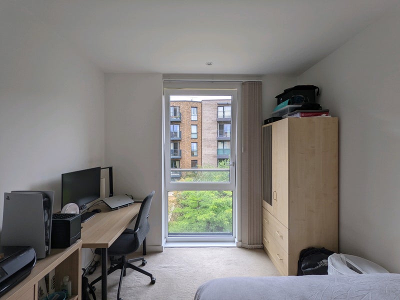 Photo 1: Bedroom (View 1)