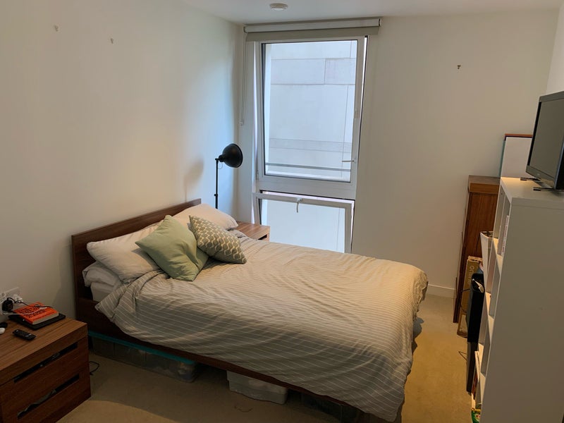 'Huge double room in East/Olympic Village' Room to Rent from SpareRoom