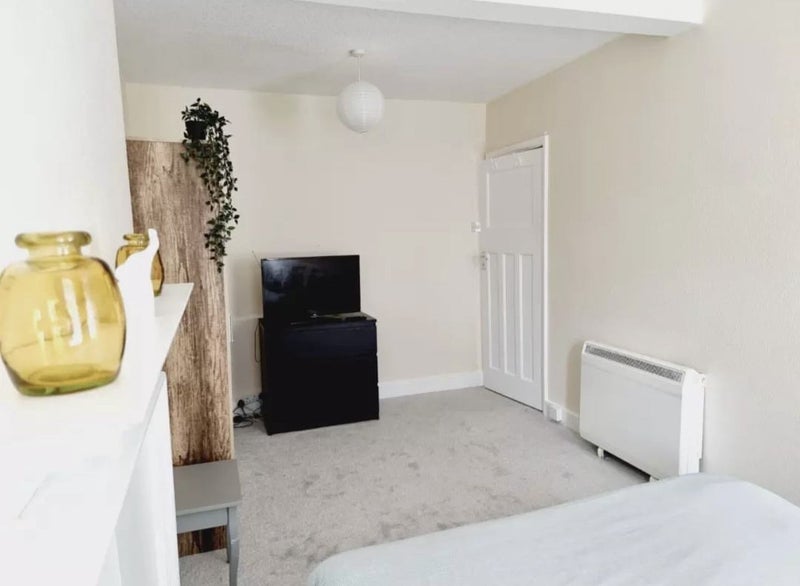 '2 bedroom flat in Leyton' Room to Rent from SpareRoom