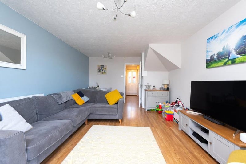 'Double room in 2 bed semidetached Camberley house' Room to Rent from