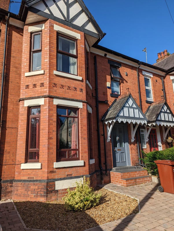 'Fun and friendly houshare in West Didsbury' Room to Rent from SpareRoom