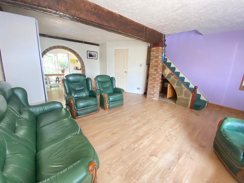 '**2 Bed House** Rostrevor Gardens** UB1 ' Room to Rent from SpareRoom