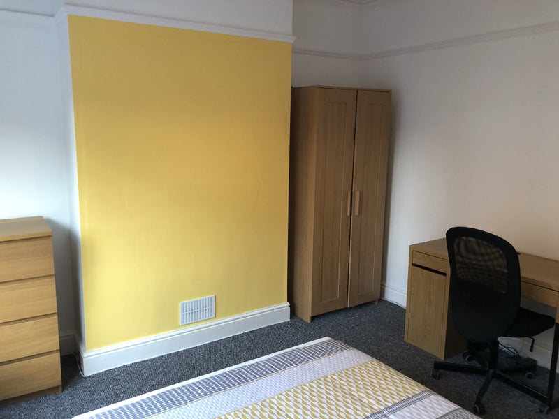 'Fantastic shared house. ' Room to Rent from SpareRoom