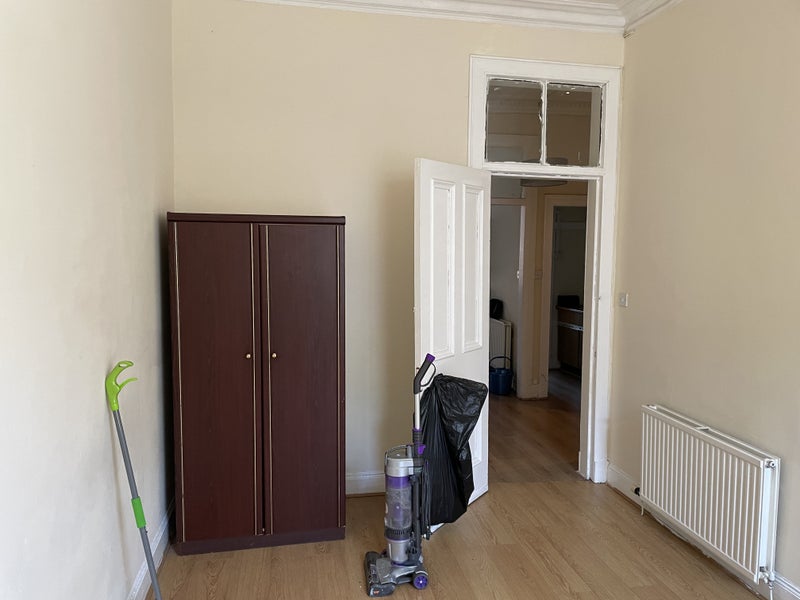 'Room available in west end flat ' Room to Rent from SpareRoom