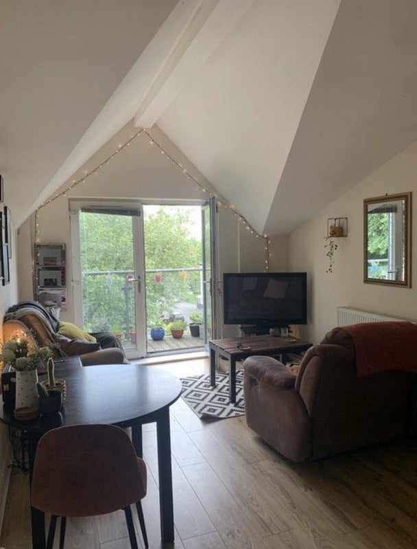 'Room available in Whalley Range/Chorlton' Room to Rent from SpareRoom