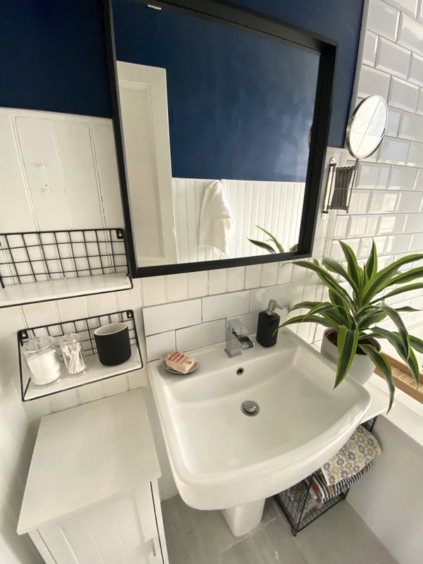 'Peaceful tenement flat with stunning Glasgow views' Room to Rent from