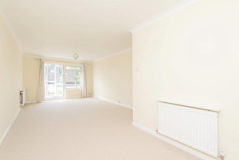 'Ridgway Court, Ridgway, Wimbledon, London, SW19 4S' Room to Rent from SpareRoom