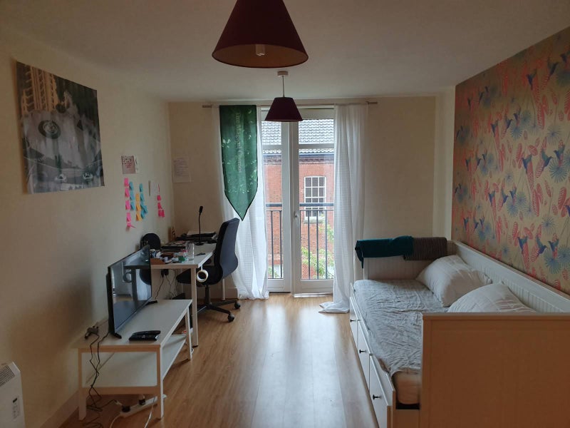 'Temp flat in Norwich City' Room to Rent from SpareRoom