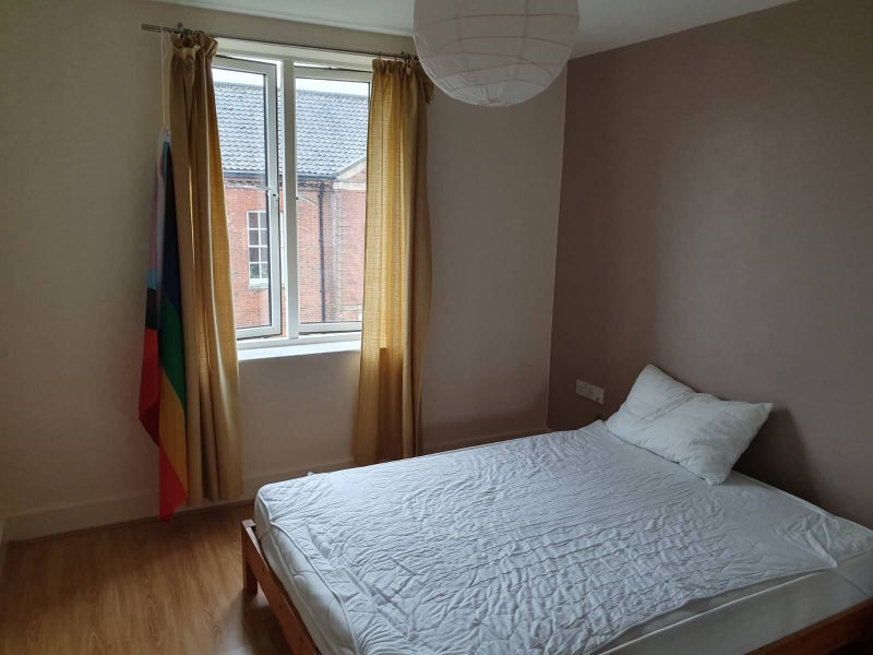 'Temp flat in Norwich City' Room to Rent from SpareRoom