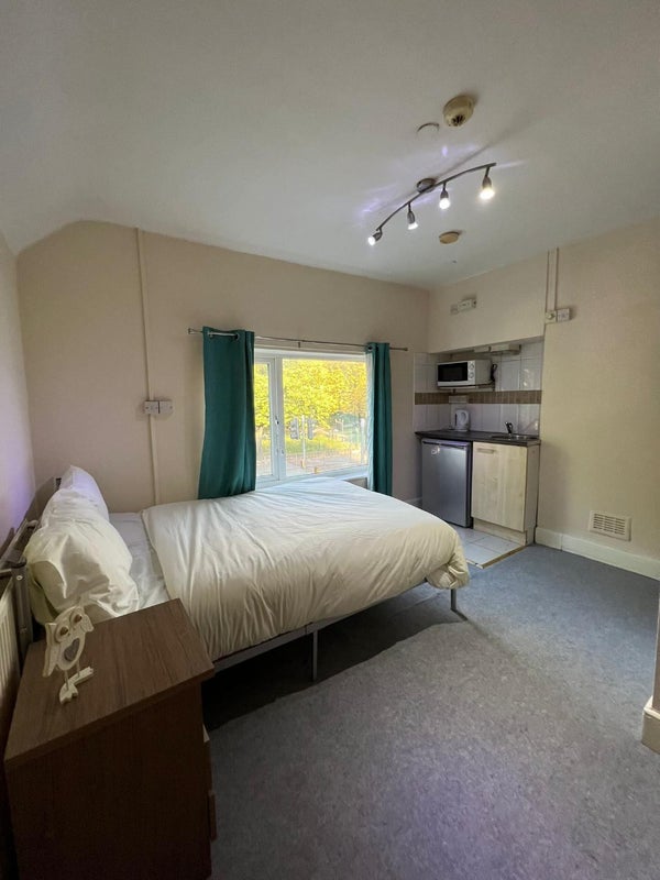 'Double Studio' Room to Rent from SpareRoom