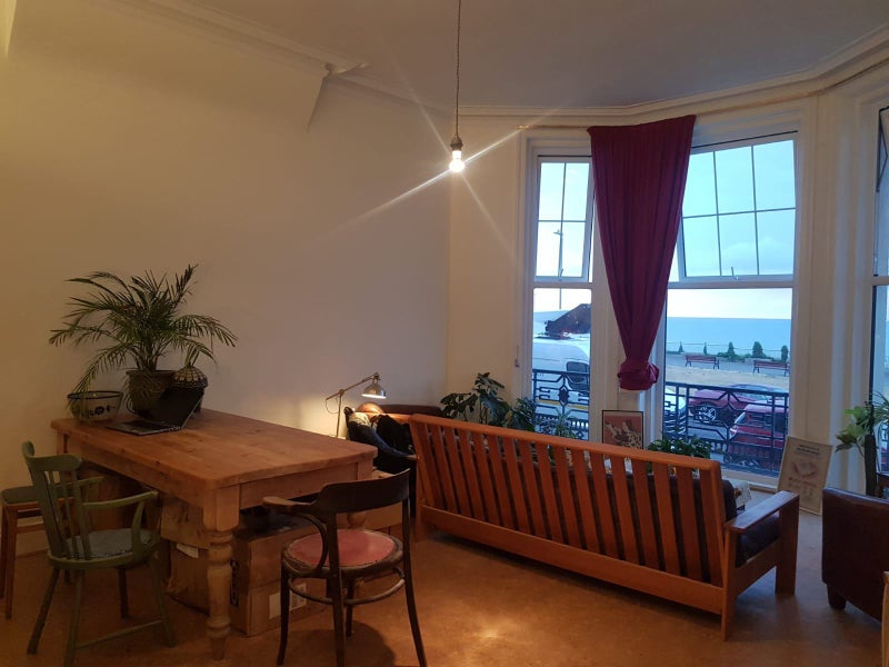 'One room to rent in lovely seafront flat' Room to Rent from SpareRoom